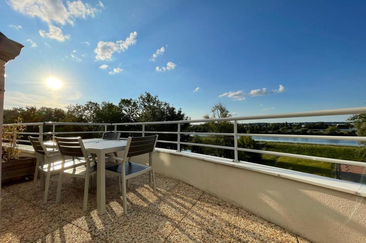 Luxury Apartment With Exceptional View On The Cher River Saint-Avertin Exterior photo